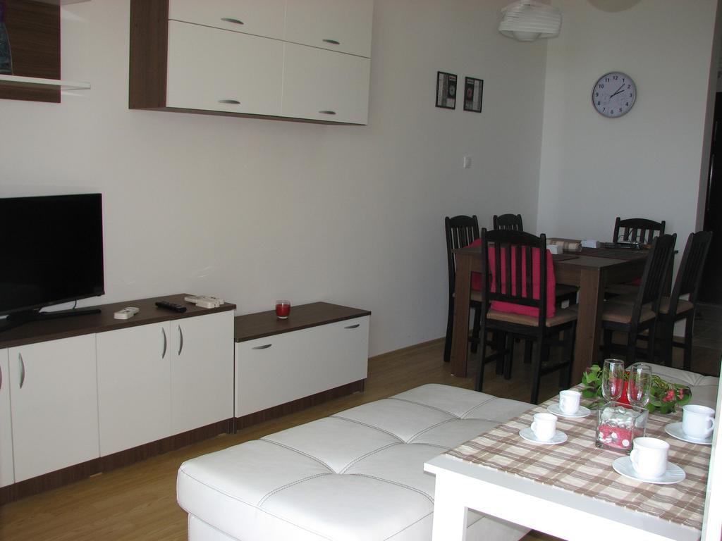 Two-Bedroom Apartment Donika Царёво Экстерьер фото