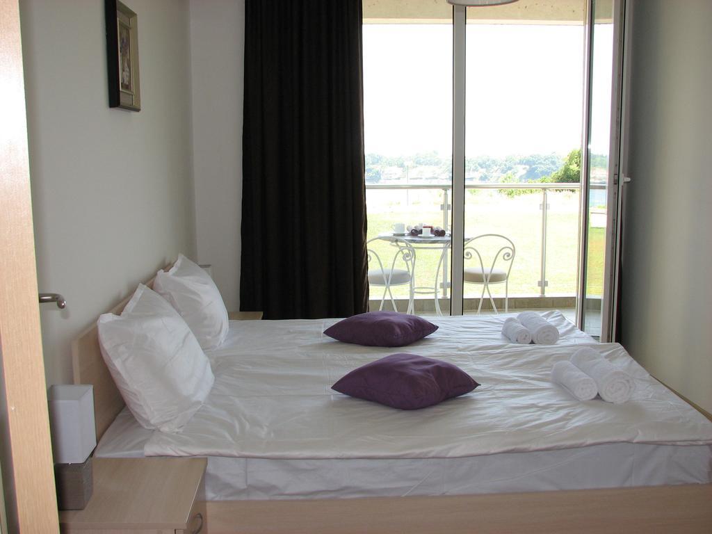 Two-Bedroom Apartment Donika Царёво Экстерьер фото