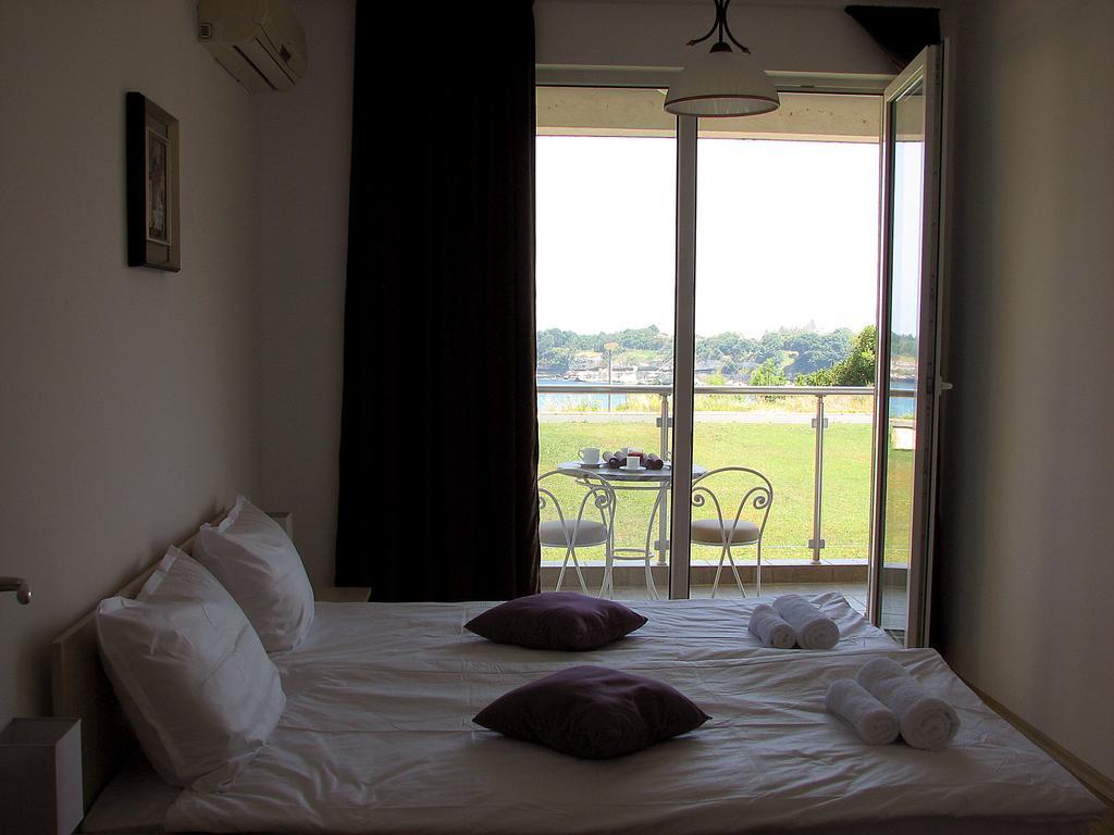 Two-Bedroom Apartment Donika Царёво Экстерьер фото
