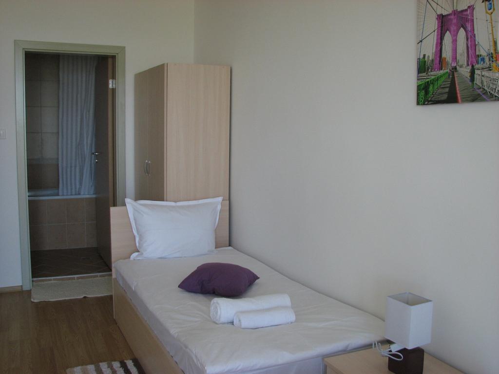 Two-Bedroom Apartment Donika Царёво Экстерьер фото